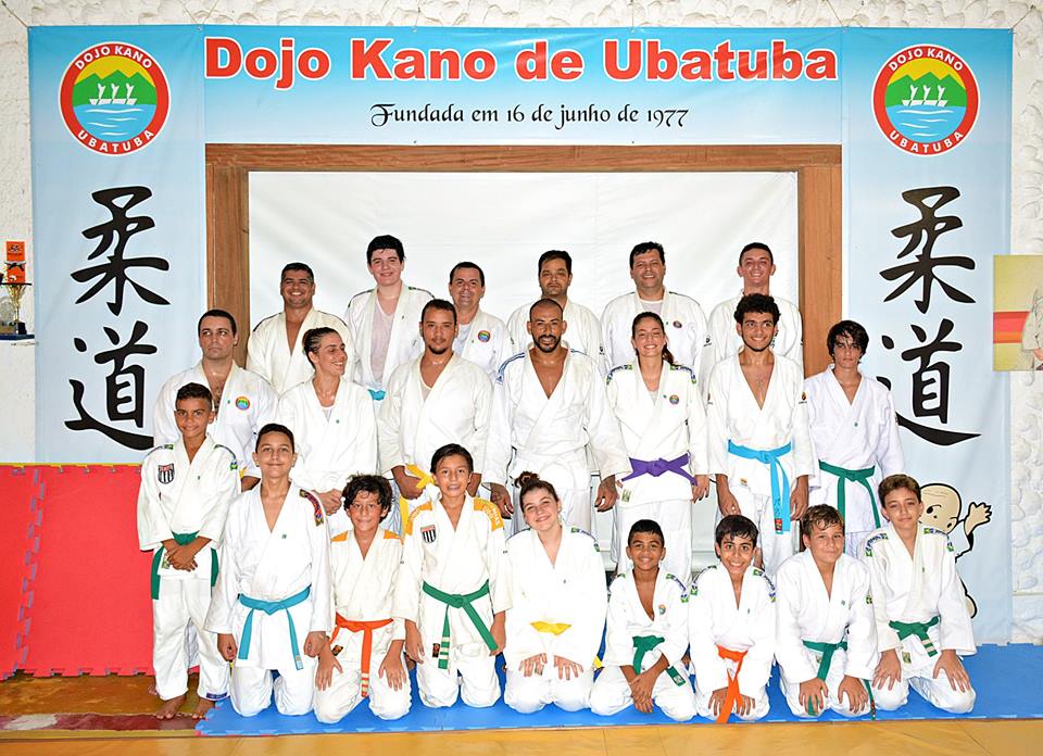 Dojo Kano de Ubatuba. Há 40 anos fazendo a diferença.